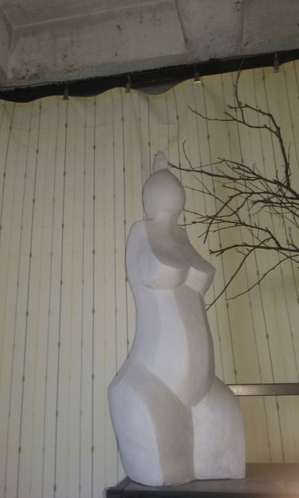 Sculpture intitulée "La négresse.jpg" par Horia Valeriu Imbri, Œuvre d'art originale, Argile