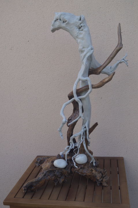 Sculpture titled "Créature des marais" by Luc Morin, Original Artwork, Wood