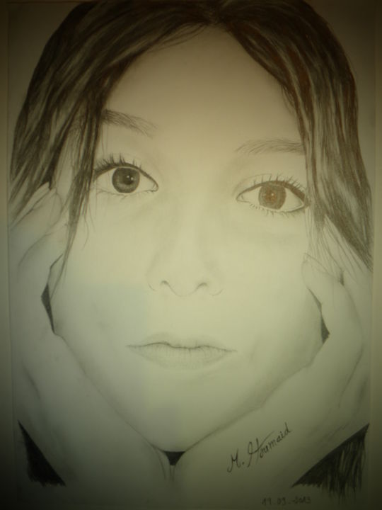 Drawing titled "unknow girl" by Houmaid Mohamed, Original Artwork, Pencil