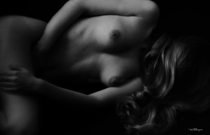 Photography titled "Soft Curves 6" by Travis Burgess, Original Artwork, Analog photography