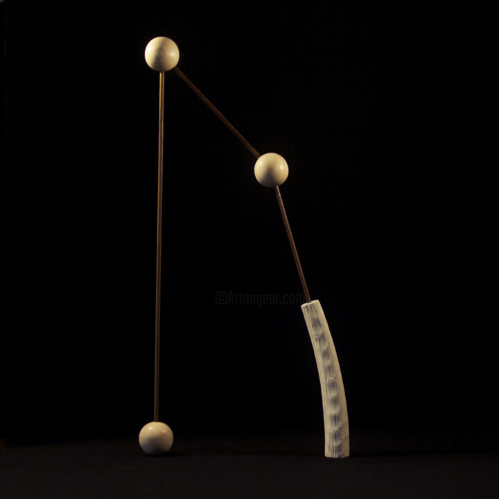 雕塑 标题为“Equilibre N°6” 由Hugo Brissaud, 原创艺术品, 骨