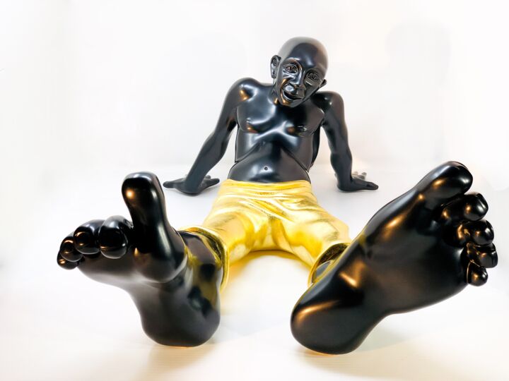 Escultura intitulada "Bigfoot 85" por Idan Zareski, Obras de arte originais, Resina