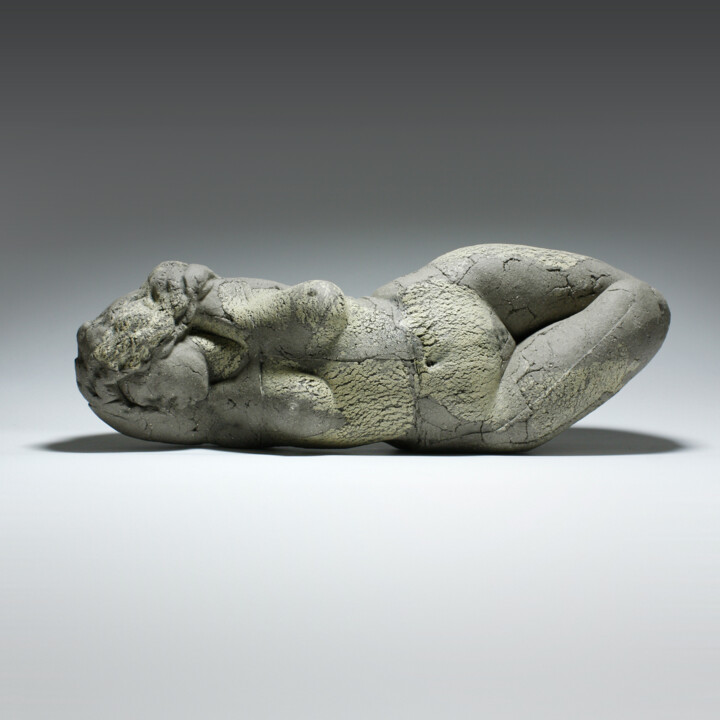 Skulptur mit dem Titel "Sieste" von Ielizaveta Portnova, Original-Kunstwerk, Keramik