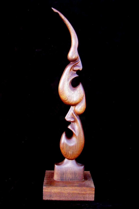 Skulptur mit dem Titel "masque amazighe" von Imazi Ghen, Original-Kunstwerk, Holz
