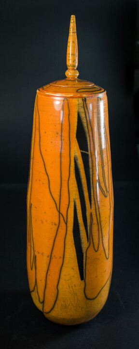 Скульптура под названием "Vase 23" - Iñaki San, Подлинное произведение искусства, Керамика