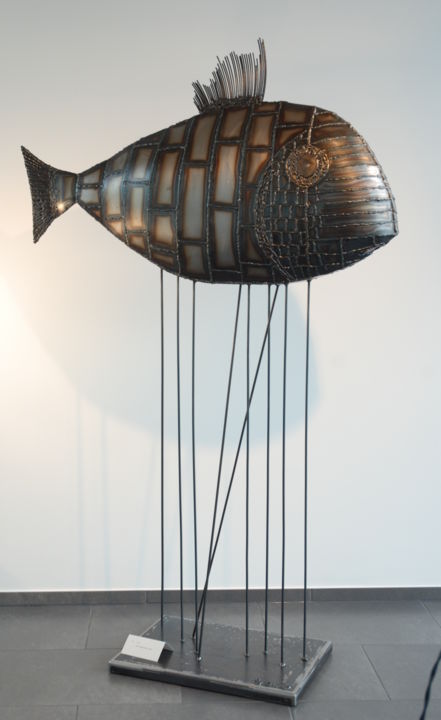 Sculpture titled "Fisch" by Richard Blaas, Original Artwork, Metals