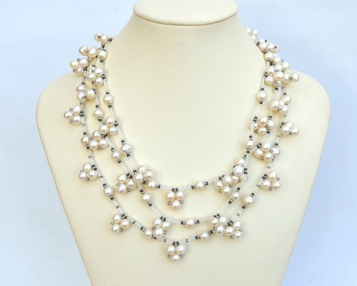 Design intitulada "Three strand pearl…" por Irena Zelickman, Obras de arte originais, Jóias