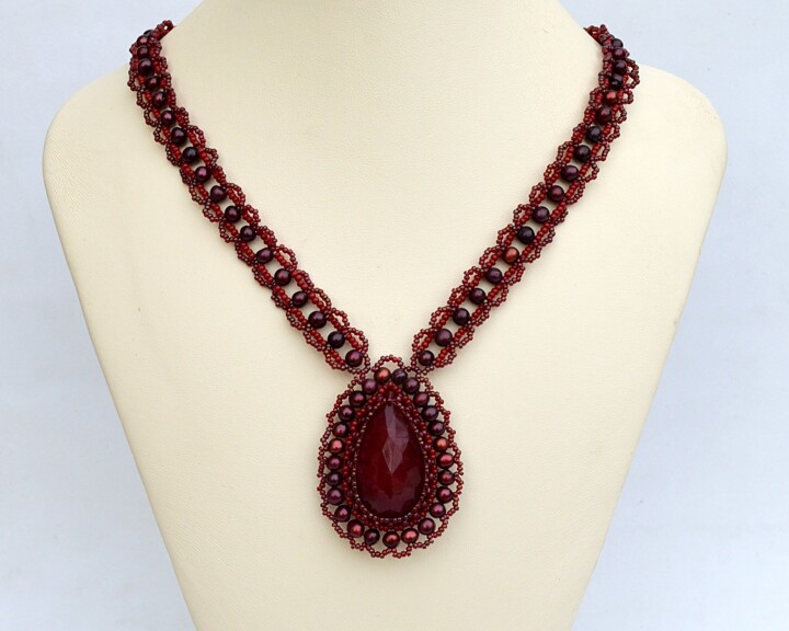 "Classic style neckl…" başlıklı Design Irena Zelickman tarafından, Orijinal sanat, Takı