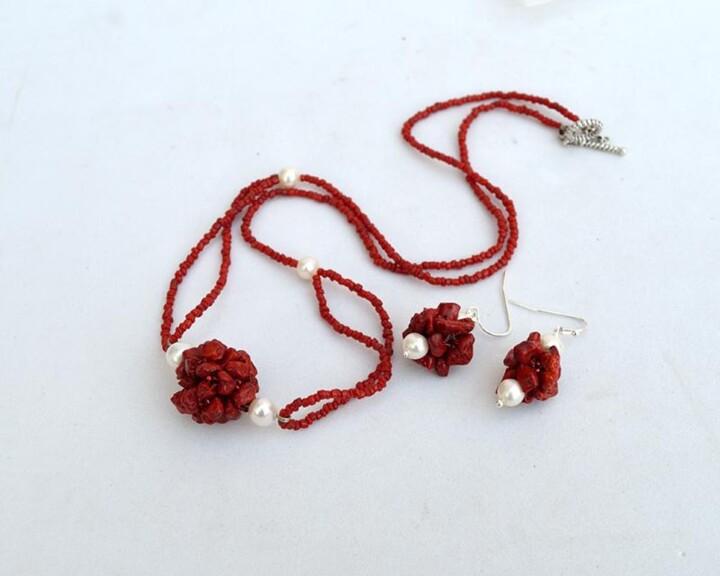 Design titled "Red coral cluster n…" by Irena Zelickman, Original Artwork, Jewelry