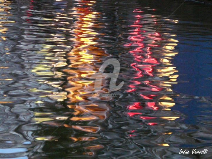 Photographie intitulée "Reflets Amsterdam" par Irène Verrilli, Œuvre d'art originale