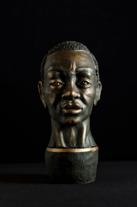 Sculpture titled "Die Massai" by Grazyna Federico, Original Artwork, Clay