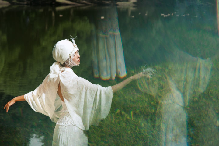 Fotografia intitolato "The swan princess #1" da Irina Nekliudova, Opera d'arte originale, Fotografia digitale