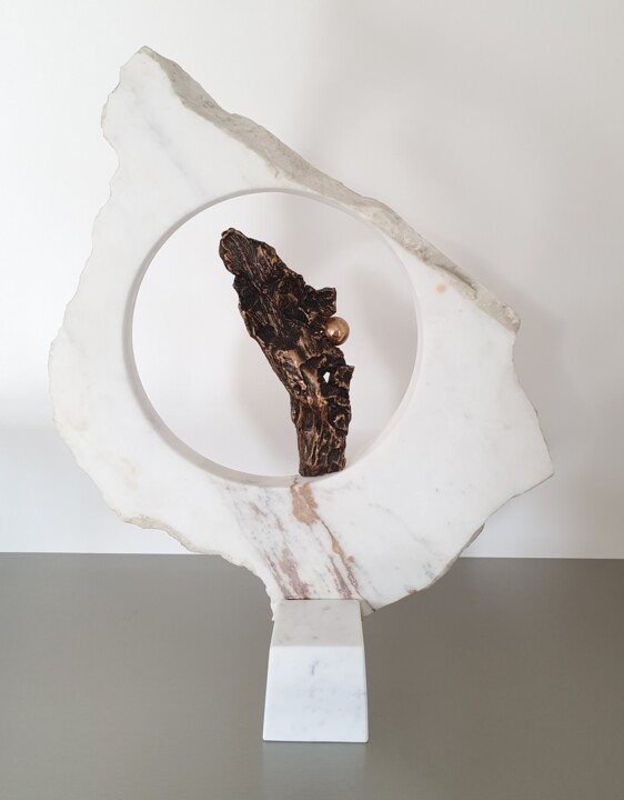 Sculpture intitulée "Au commencement" par Isabelle Frossard Corthay, Œuvre d'art originale, Bronze