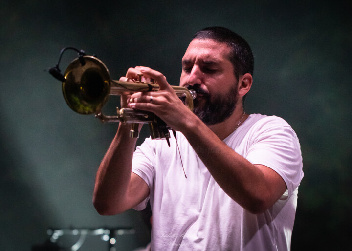 Фотография под названием "Ibrahim Maalouf" - Isabelle Pautrot, Подлинное произведение искусства, Цифровая фотография