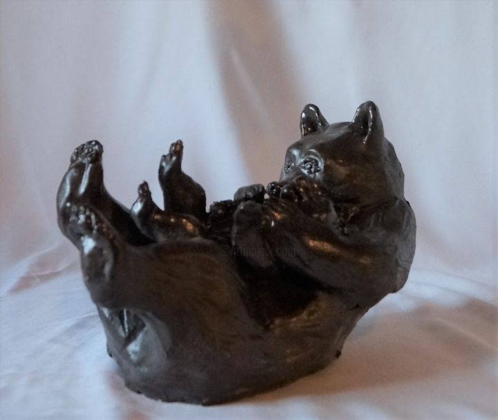 Sculpture intitulée "Maman ours" par Isabelle Zwang, Œuvre d'art originale, Céramique