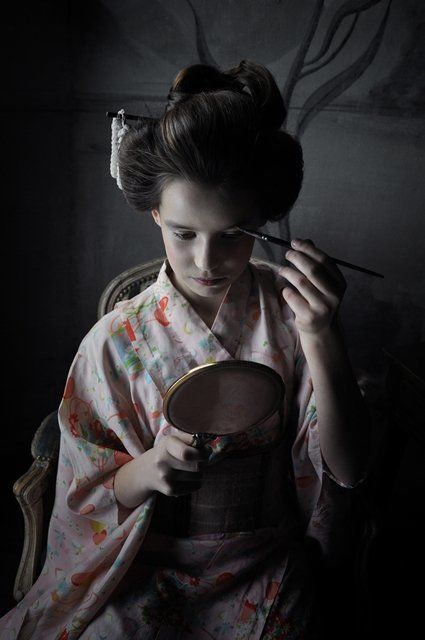 Photographie intitulée "Maiko (1)" par Isabelle Assante, Œuvre d'art originale