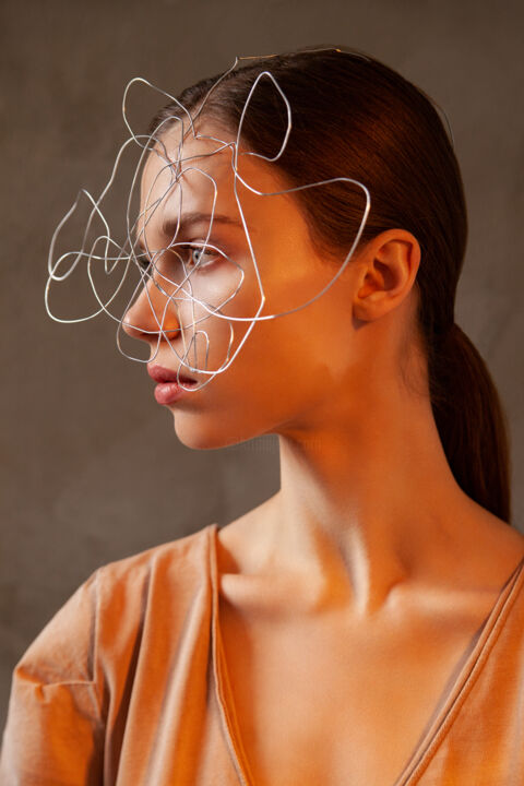 Photographie intitulée "Complicated thought" par Iuliia Isaeva, Œuvre d'art originale, Photographie numérique