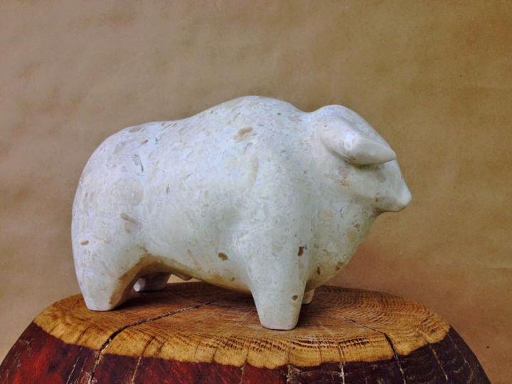 Sculpture titled "Bull.jpg" by Ivan Mladenović, Original Artwork, Stone
