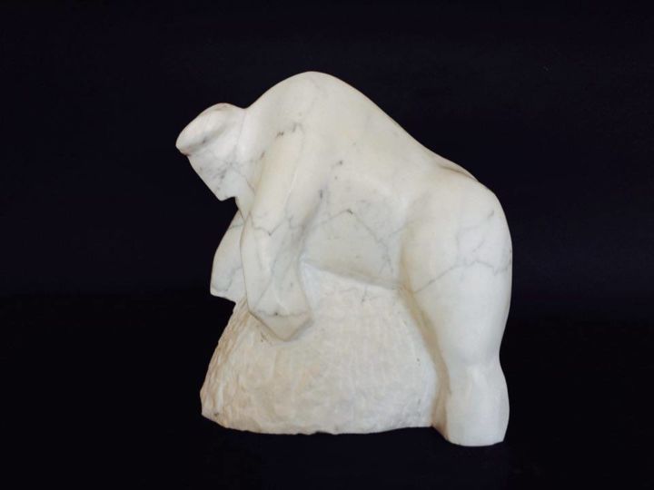 Sculpture titled "White bull.jpg" by Ivan Mladenović, Original Artwork, Stone