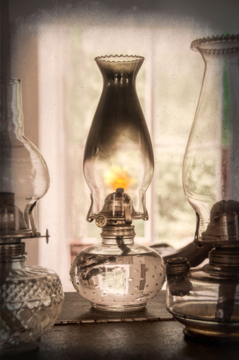 Photographie intitulée "1867 Lamps" par John Pingree, Œuvre d'art originale, Photographie numérique