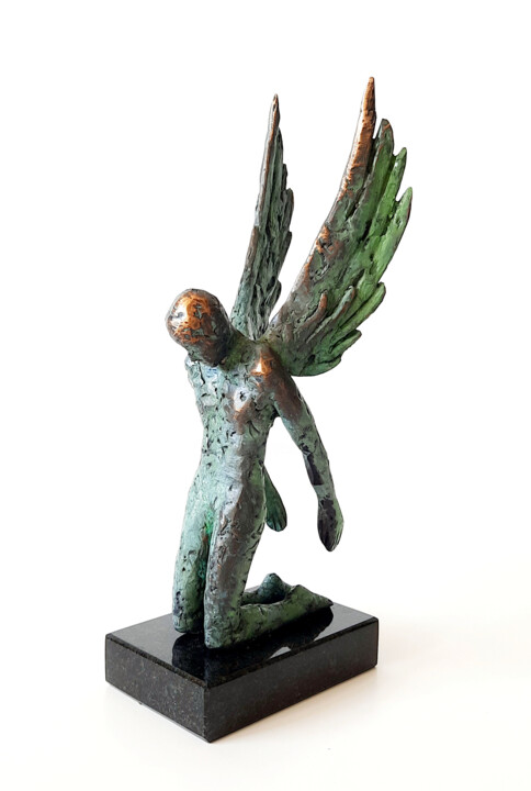 Scultura intitolato "Angel, no. I/VIII" da Jacek Cholewa, Opera d'arte originale, Bronzo