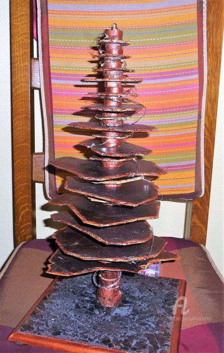 Sculpture titled "Arbre de lumière" by Jacqueline Klocke, Original Artwork