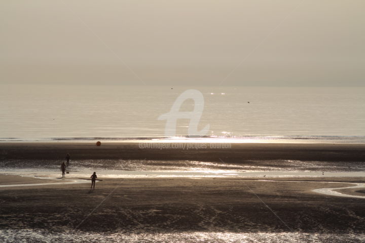 Photography titled "retour de plage  fe…" by Jacques Bourdon (JAQ), Original Artwork