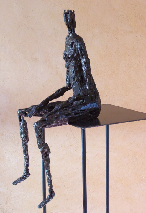 Sculpture titled "Femme assise" by Jacques Hellegouarch (Jaco), Original Artwork, Metals