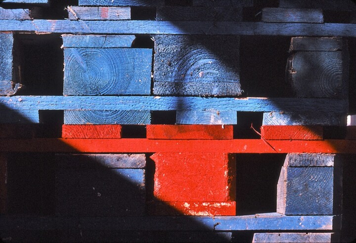 Фотография под названием "Bleu sur Rouge" - Jacques Jégo, Подлинное произведение искусства, Не манипулируемая фотография