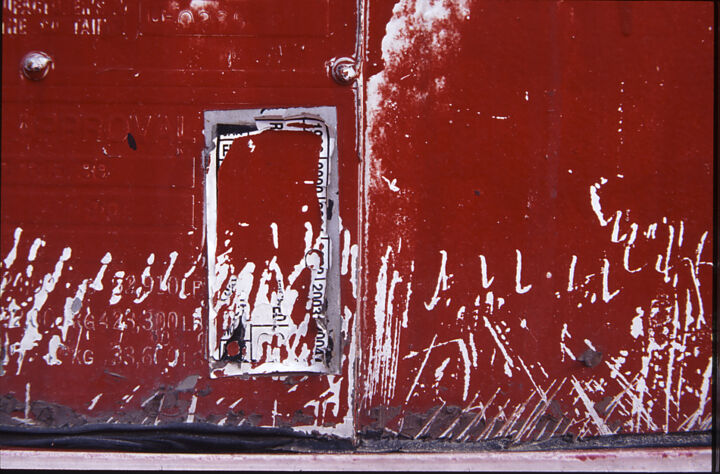 Photographie intitulée "Le box rouge" par Jacques Jégo, Œuvre d'art originale, Photographie non manipulée