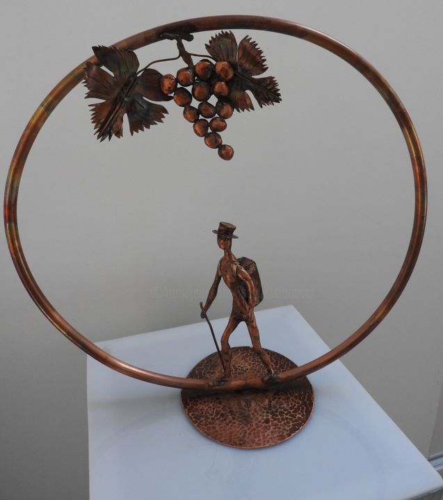 Sculpture titled "Rando vignes" by Jacques Tronquet, Original Artwork, Metals