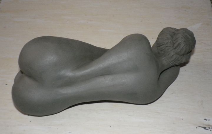 Sculpture titled "collection taupe" by Jakeline Sereno, Original Artwork
