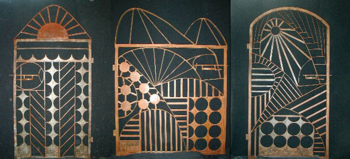 Skulptur mit dem Titel "Steel Gates (above…" von Jan And Jo Moore, Original-Kunstwerk, Metalle