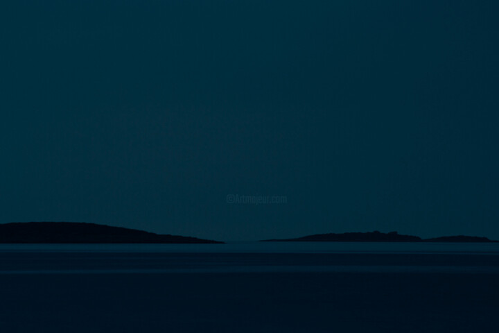 Photography titled "Sea nocturne" by Jan Walczewski, Original Artwork, Digital Photography