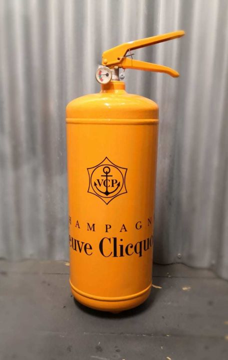 Diseño titulada "Orange Fire Extingu…" por Januart2019, Obra de arte original, Mueble