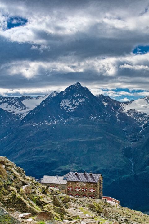 Fotografía titulada "hutte Alpine dans l…" por Jarek Witkowski, Obra de arte original