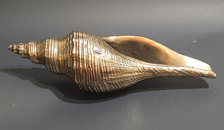 Sculpture titled "Golden Shell" by Jaromir Gargulak, Original Artwork, Bronze