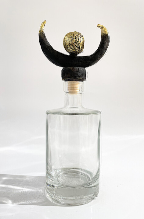 Scultura intitolato "Artistic Bottle Sto…" da Jaromir Gargulak, Opera d'arte originale, Bronzo