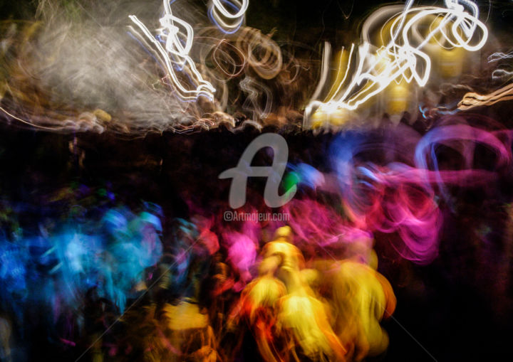 Фотография под названием "Dancing in the stre…" - Jazzcoolbeat, Подлинное произведение искусства, Цифровая фотография
