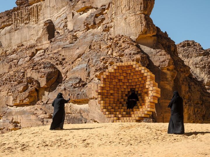 Mirages and Oasis, eine außergewöhnliche Landkunstausstellung in Saudi-Arabien
