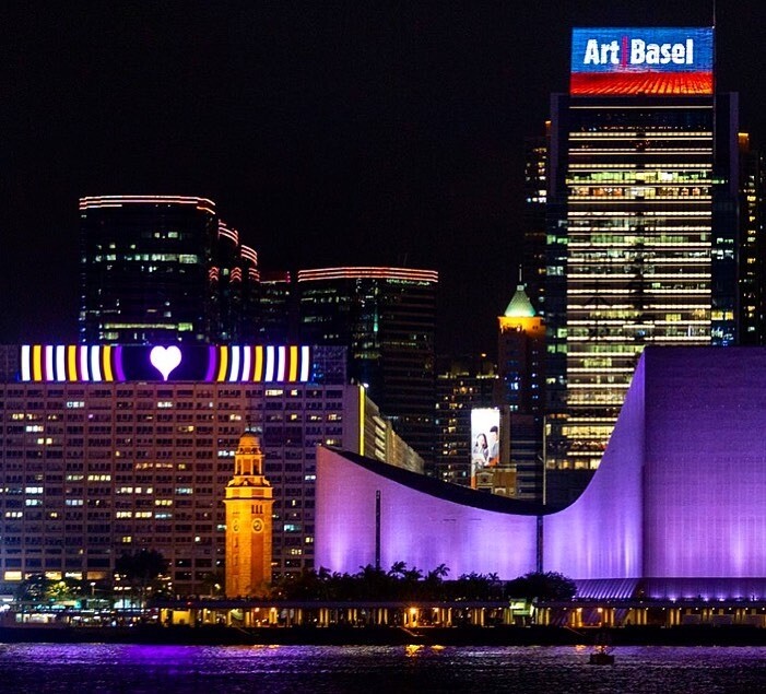 A Art Basel em Hong Kong sem restrições está de volta!