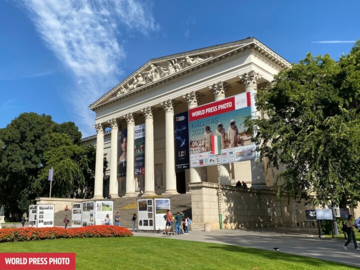 Ungarn entlässt Museumsdirektor wegen LGBTQ+-Bildanzeige