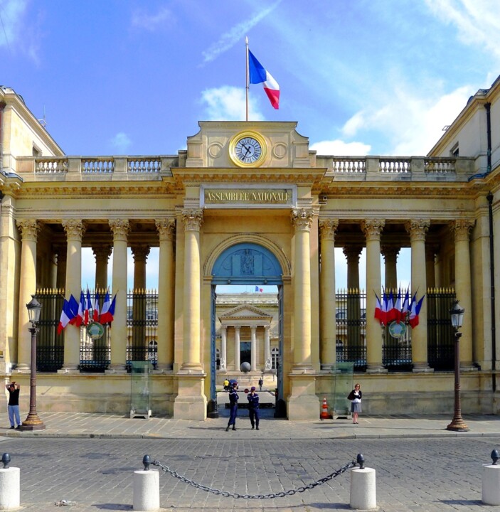 France passes a law that lets museums put back art that the Nazis stole