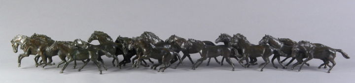 Escultura titulada "17 chevaux au galop" por Jean-François Leroy, Obra de arte original, Bronce