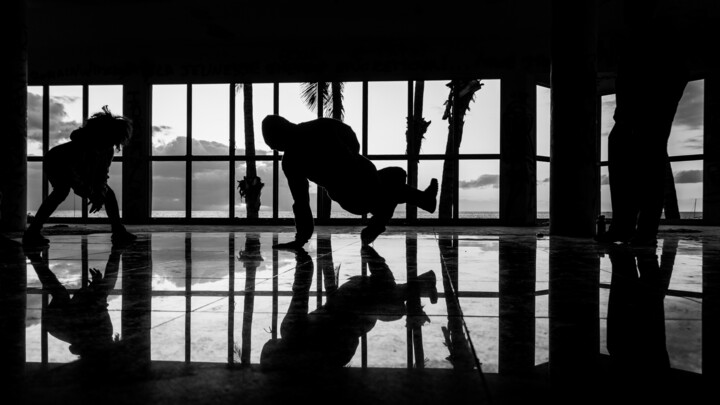 Photographie intitulée "Breakdance" par Jean-Guy Nakars, Œuvre d'art originale, Photographie numérique Monté sur Aluminium