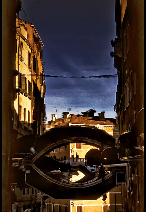 Photographie intitulée "Reflets n° 3" par Jean Louis Giudicelli, Œuvre d'art originale, Photographie argentique