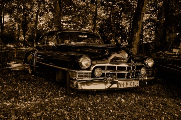 Photography titled "Cadillac en HDR" by Jean-Louis Laurence, Original Artwork