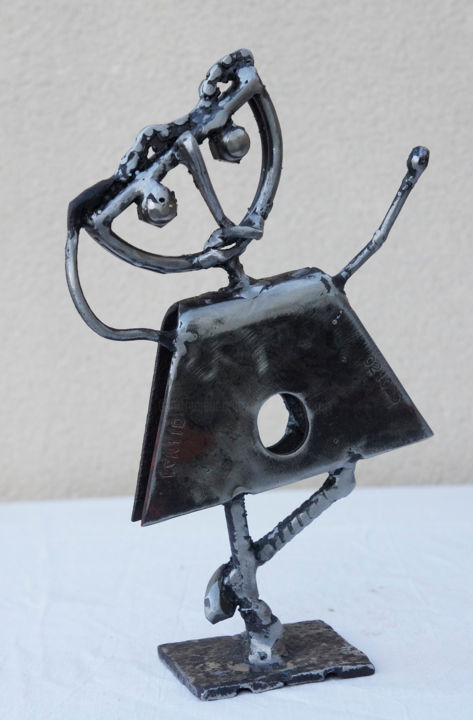 Sculpture titled "TOTOCHE" by Jean-Luc Lacroix (JL LACROIX), Original Artwork, Metals