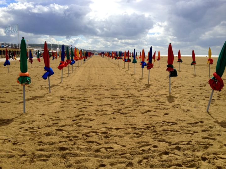 Photography titled "Parasols (Deauville…" by Jean-Luc Perrault, Original Artwork