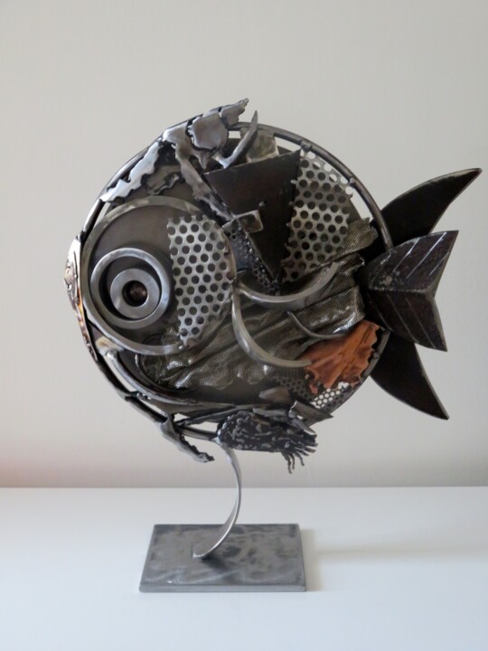 Sculpture titled "LE POISSON" by Jean-Marc Martinez, Original Artwork, Metals